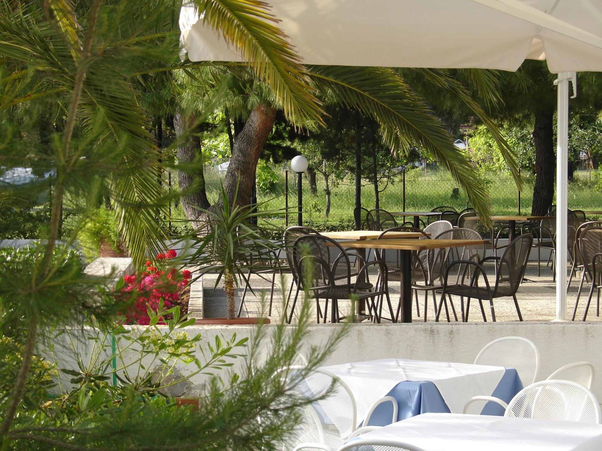 Kassandra Mare Hotel Nea Poteidaia Luaran gambar