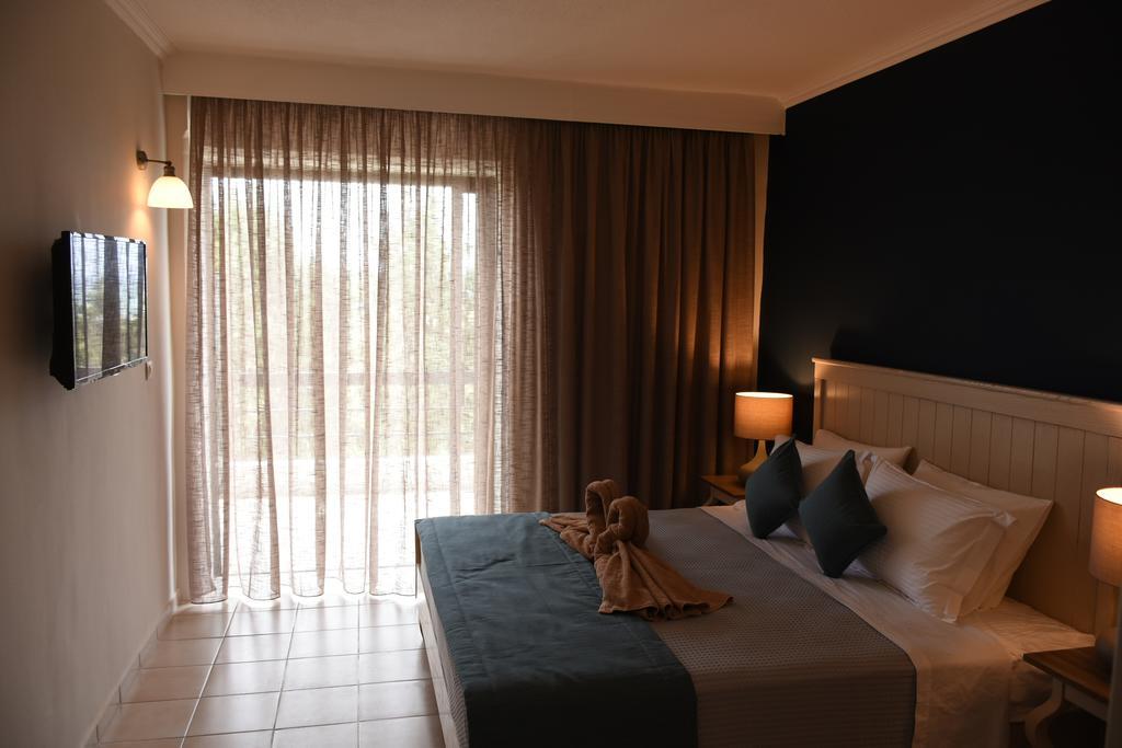 Kassandra Mare Hotel Nea Poteidaia Luaran gambar